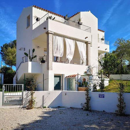 B&B Limone San Teodoro  Exterior photo
